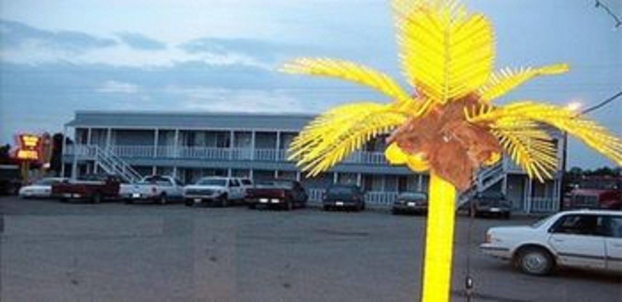 Island Park Motel Lisbon Exterior photo
